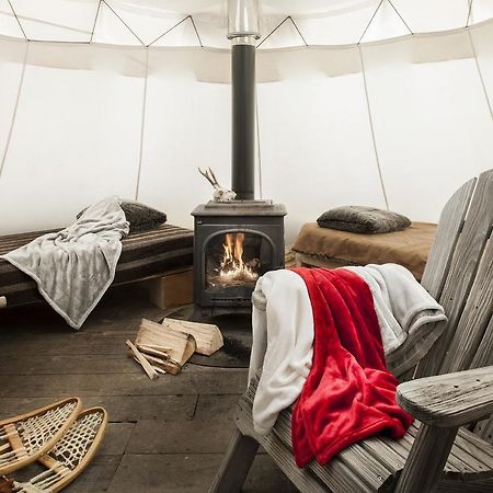 Village Tipi La Féclaz Eksteriør billede