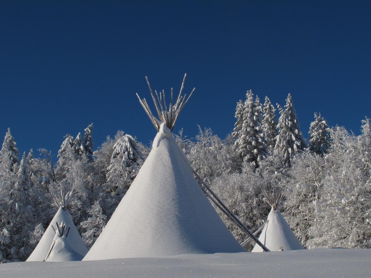 Village Tipi La Féclaz Eksteriør billede