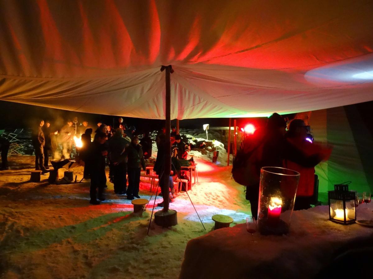Village Tipi La Féclaz Eksteriør billede