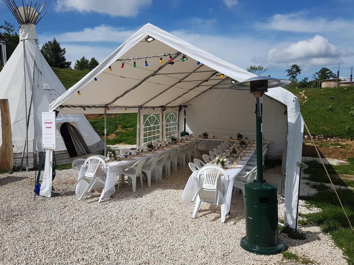 Village Tipi La Féclaz Eksteriør billede